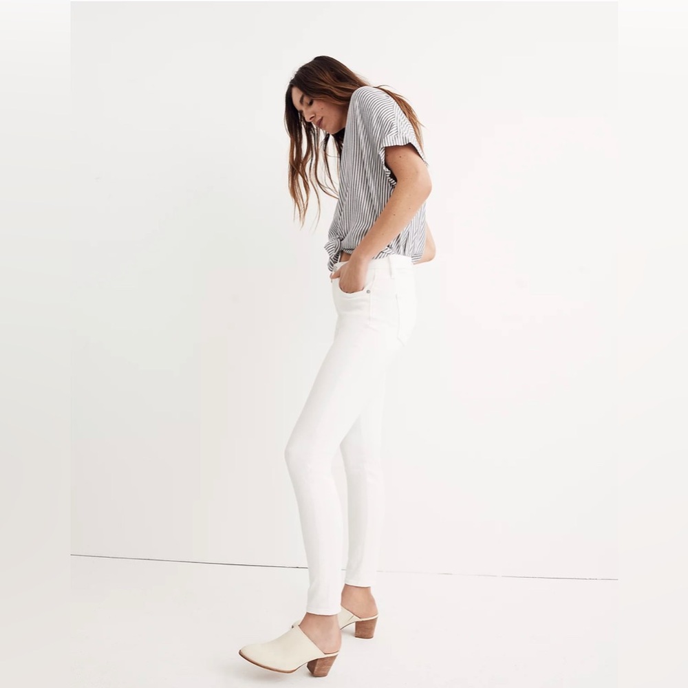 Madewell 9 inch High Rise White Jeans Size 25